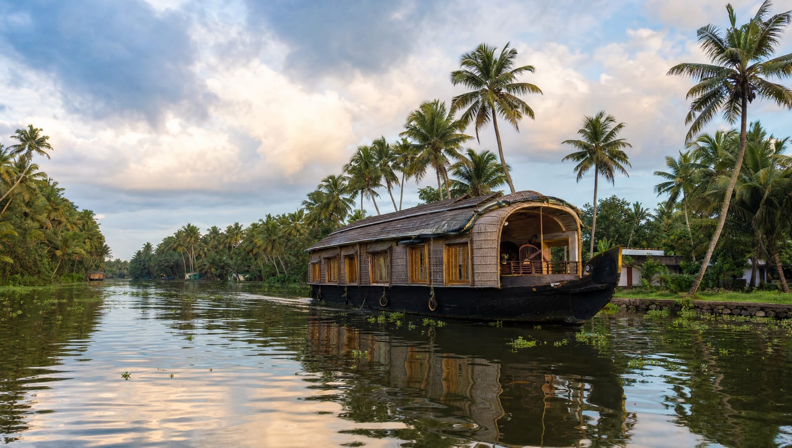 The Best Time to Book an India Tour Package: A Month-by-Month Guide for Overseas Travelers